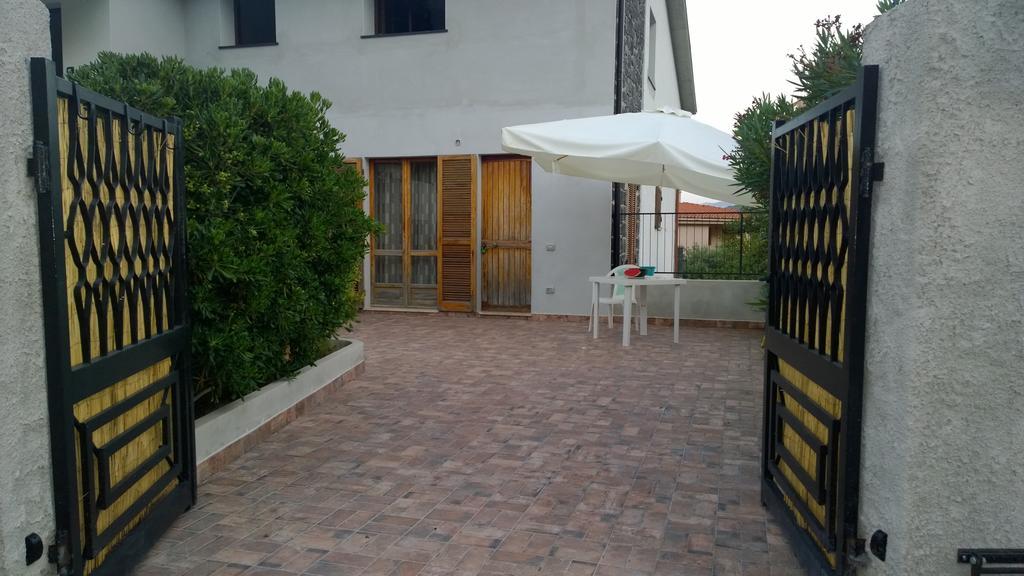 Casa Degli Oleandri Sul Cortile R6314 Apartman Cala Gonone Kültér fotó